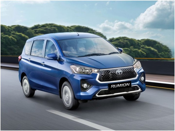 toyota-rumion:-देखिए-टोयोटा-रुमियन-एमपीवी-का-फर्स्ट-लुक,-अर्टिगा-से-अधिक-प्रीमियम-है-यह-नई-एमपीवी