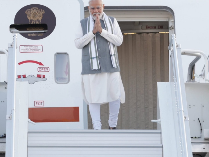 pm-modi-greece-visit:-प्रधानमंत्री-नरेंद्र-मोदी-एक-दिवसीय-दौरे-पर-ग्रीस-के-एथेंस-पहुंचे,-40-साल-बाद-किसी-भारतीय-पीएम-का-दौरा