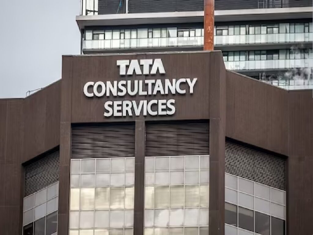 tcs-में-खत्म-हो-रहा-वर्क-फ्रॉम-होम-!-एक-अक्टूबर-से-एंप्लाइज-को-हफ्ते-में-5-दिन-जाना-होगा-ऑफिस