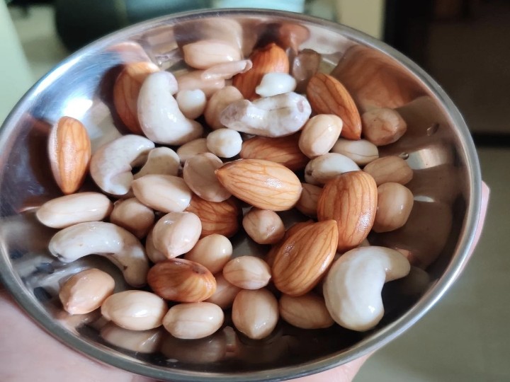 soaked-peanuts:-आसपास-इन-बीमारियों-को-फटकने-भी-नहीं-देगी-भीगी-हुई-मूंगफली,-होंगे-इतने-गजब-के-फायदे