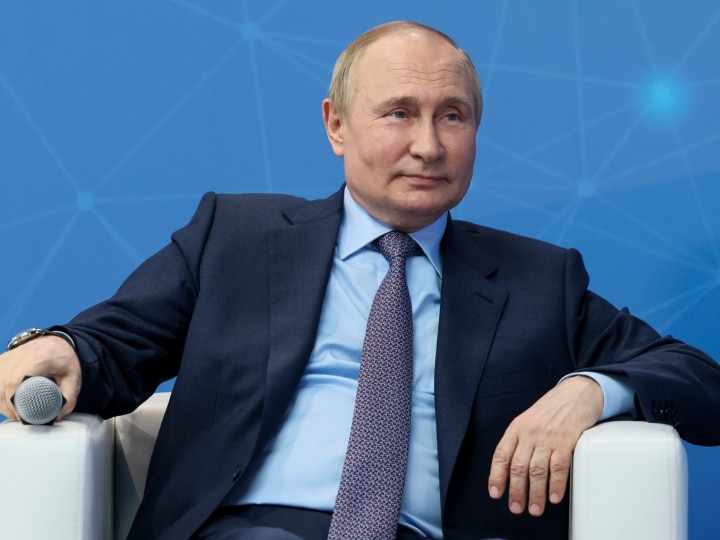 vladimir-putin:-बॉडी-डबल्स-का-इस्तेमाल-करते-हैं-व्लादिमीर-पुतिन,-रिपोर्ट-में-दावा