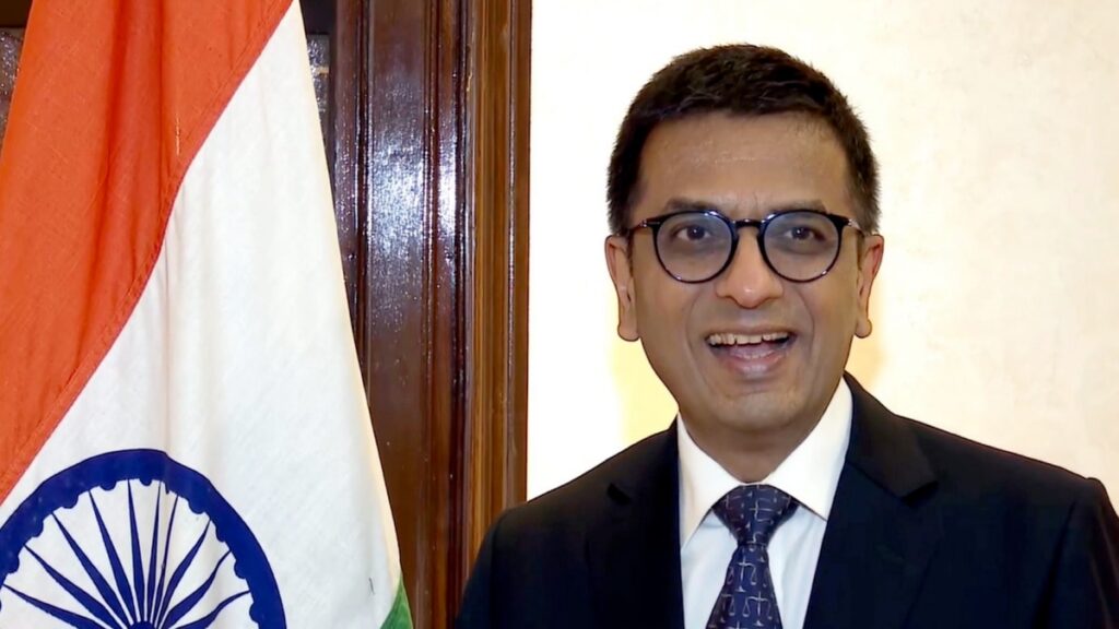 cji-dy-chandrachud::-दोस्तों-के-बीच-‘डैनी’-नाम-से-मशहूर-थे-cji-चंद्रचूड़,-जानें-क्रिकेट-छोड़-कैसे-पहुंचे-सुप्रीम-कोर्ट