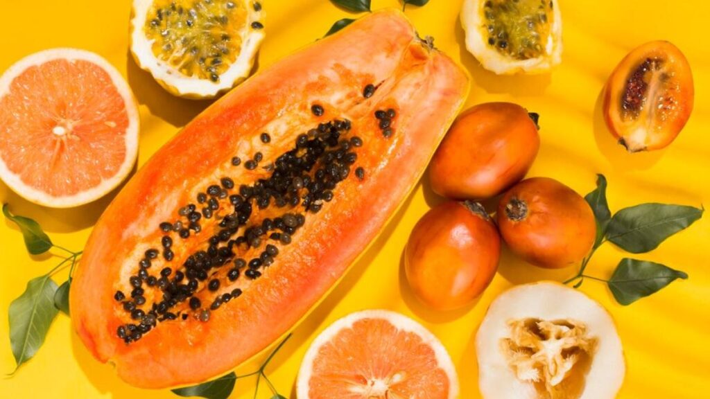 papaya-side-effects:-इन-4-लोगों-को-भूल-से-भी-नहीं-खाना-चाहिए-पपीता,-वरना-बिगड़-सकती-है-तबीयत