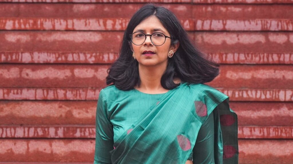 swati-maliwal:-‘कभी-निर्भया-को-इंसाफ-दिलाने-सड़कों-पर-उतरे,-आज-आरोपी-के-लिए…’,-स्वाति-मालीवाल-ने-क्यों-कही-ये-बात?