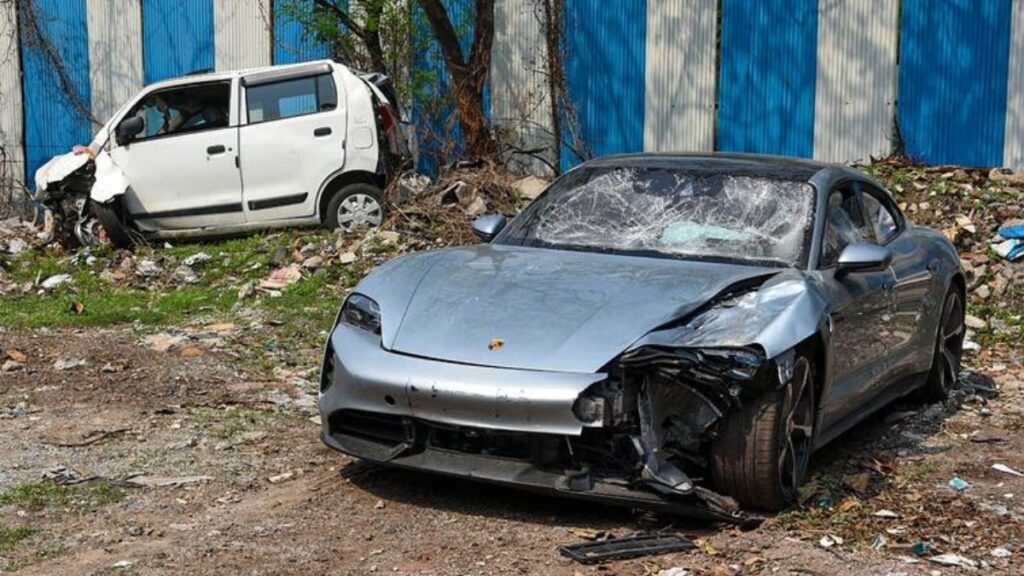 pune-porsche-accident:-एक-रात-में-अमीर-शहजादे-ने-48-हजार-की-पी-शराब!-जानें-कौन-थे-पुणे-एक्सिडेंट-में-जान-गंंवाने-वाले