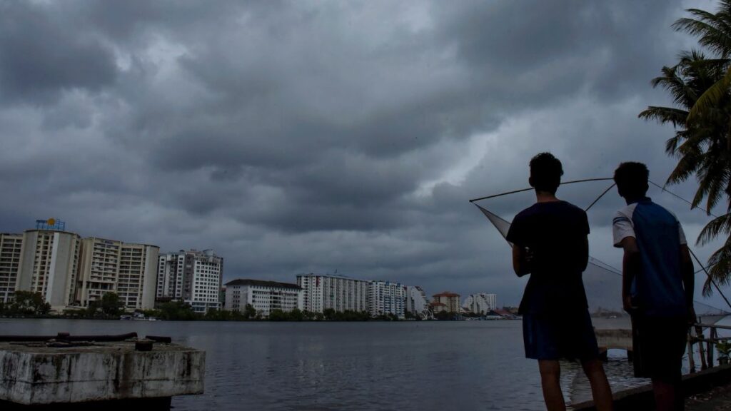 monsoon-update:-केरल-और-नॉर्थईस्ट-में-समय-से-पहले-ही-पहुंच-गया-मानसून,-क्या-उत्तर-भारत-में-भी-जल्द-होगी-एंट्री?-जानें-क्या-कहना-है-imd-का